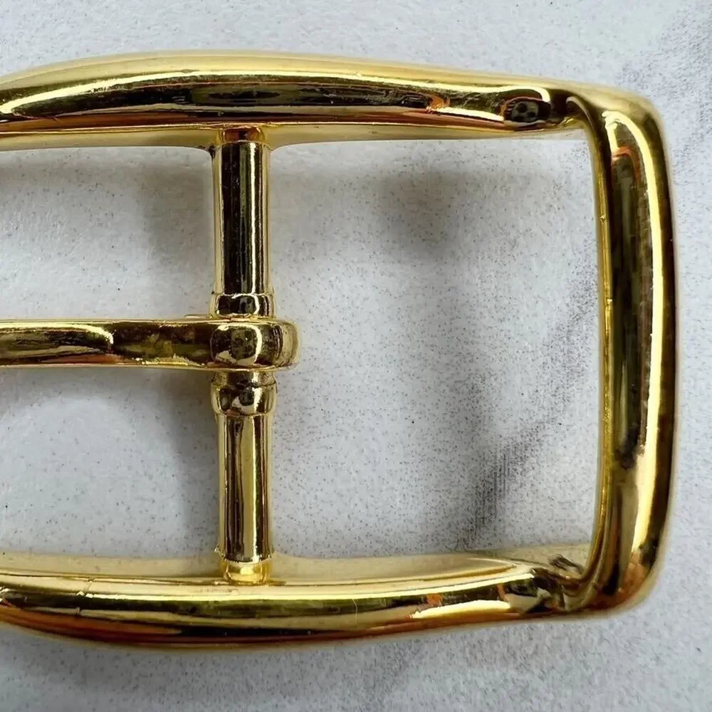 Vintage Gold Tone Simple Basic Belt Buckle for up to 1 Inch Belt